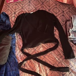 garage long sleeve crop top